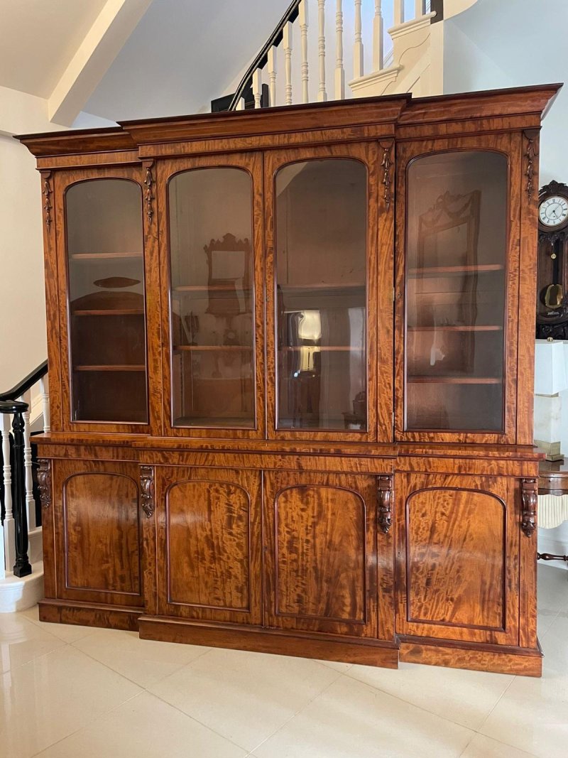 Outstanding Quality Large Antique Victorian Figured Mahogany Breakfront Bookcase - Image 3